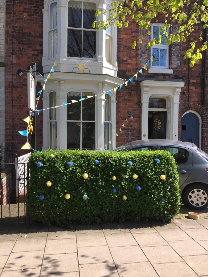 The Windsor Guest House Northallerton Exterior foto